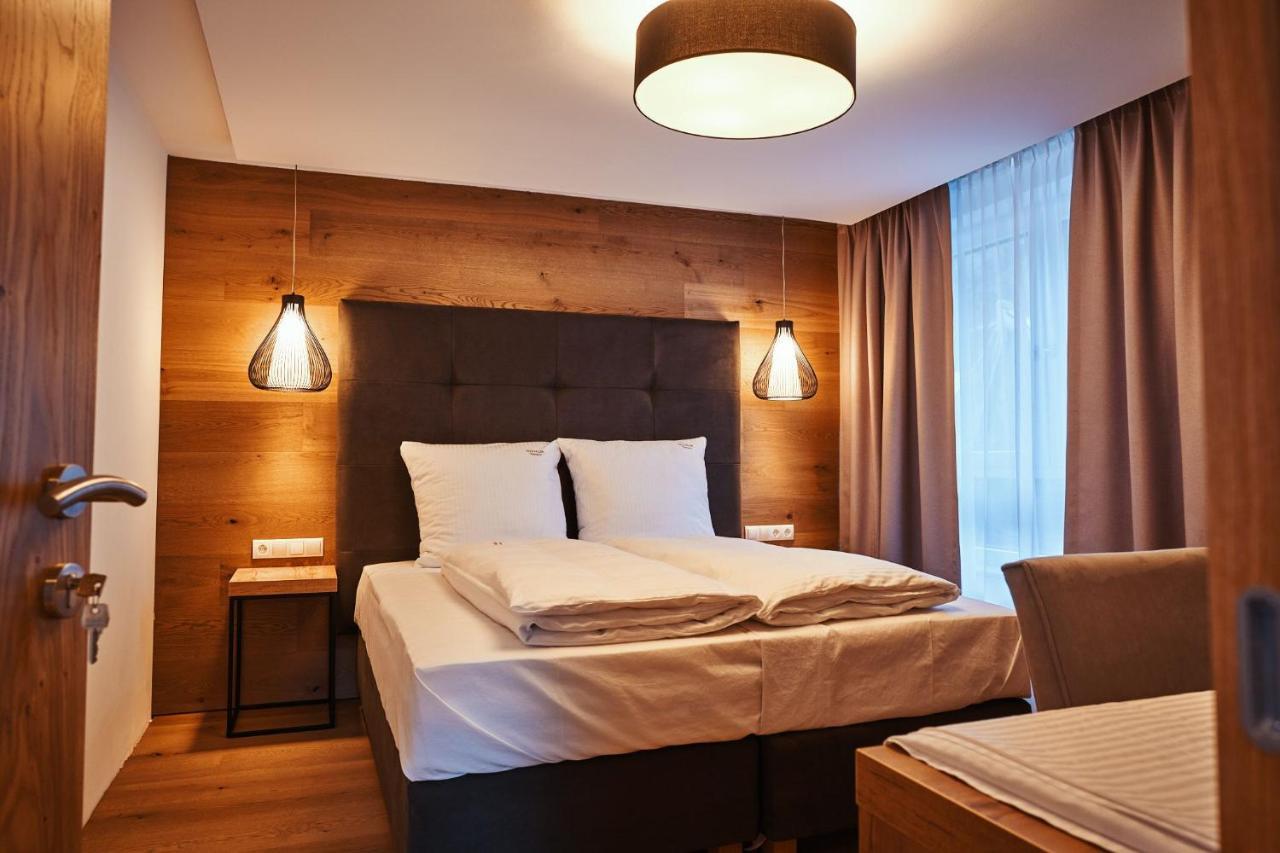 Oetztal Residenz Aparthotel ภายนอก รูปภาพ